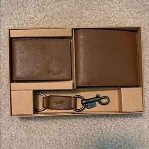 Coach Tan Leather Wallet and Key Holder Set